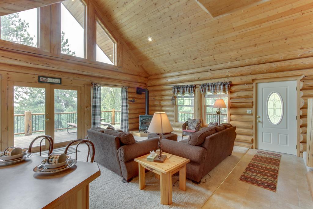 Cascade Lakeview Log Cabin Villa Exterior photo